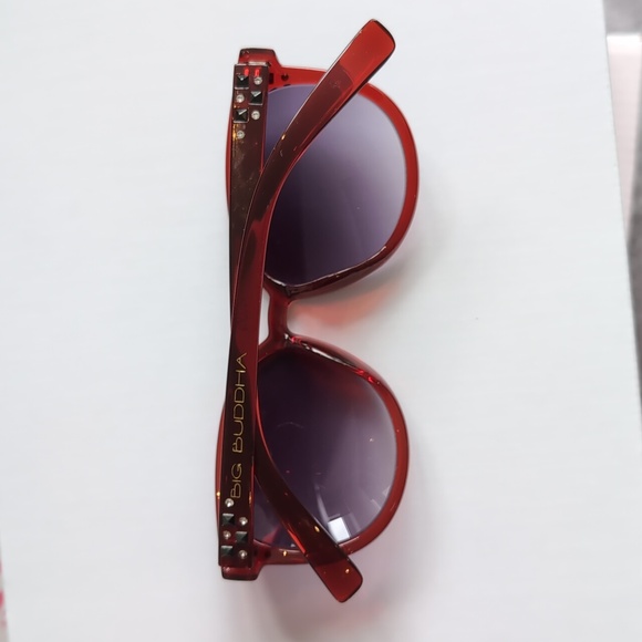 Red bejeweled sunglasses (2 for $12 or 3 for $18 bundle deal) - Picture 3 of 4